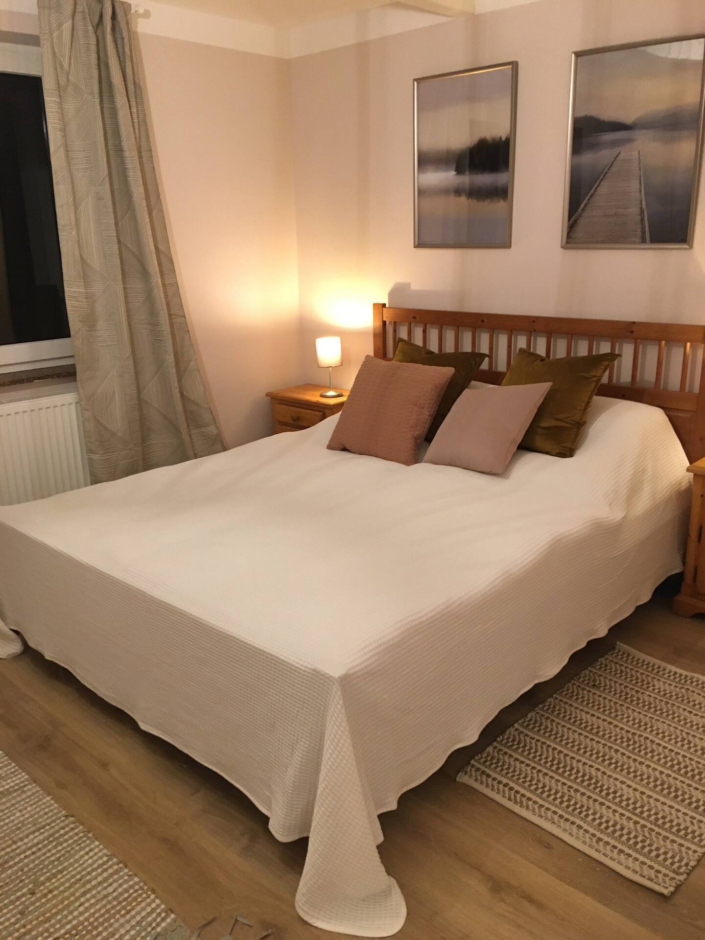 Schlafzimmer 1